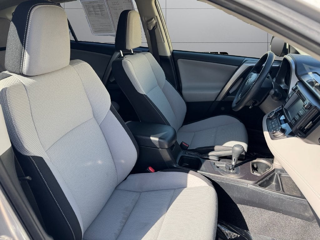 2018 Toyota RAV4 Hybrid LE AWD
