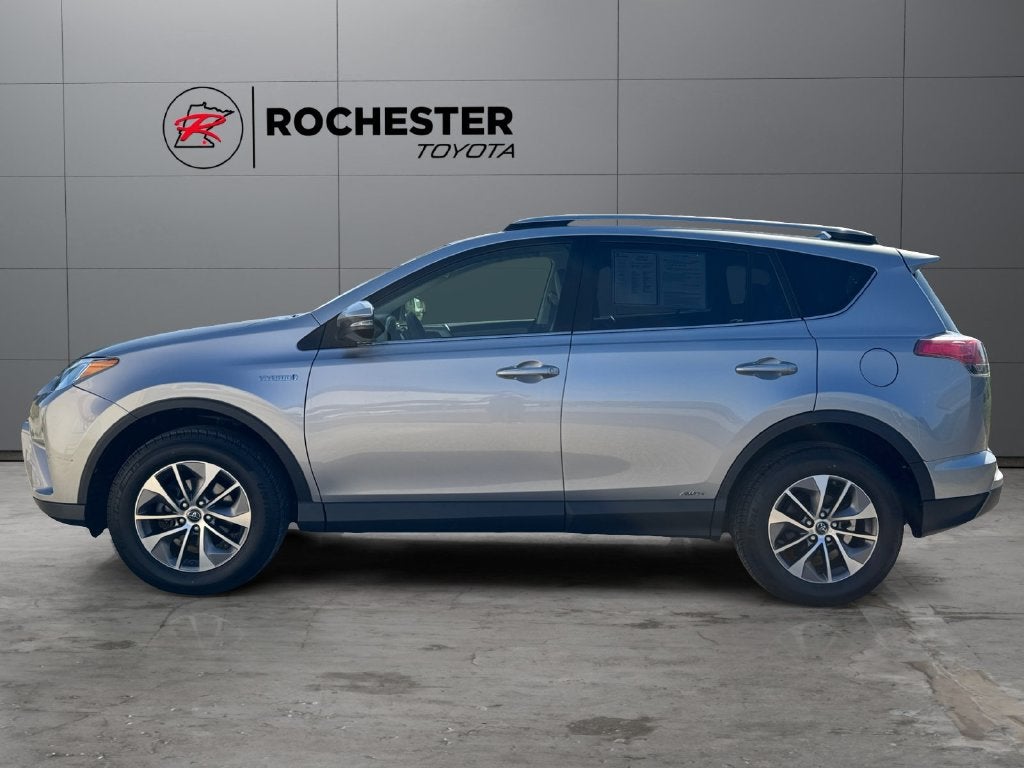 2018 Toyota RAV4 Hybrid LE AWD