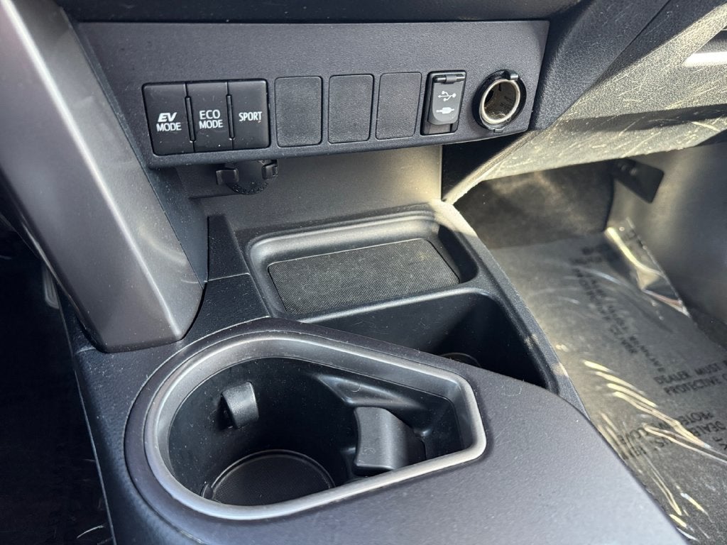 2018 Toyota RAV4 Hybrid LE AWD