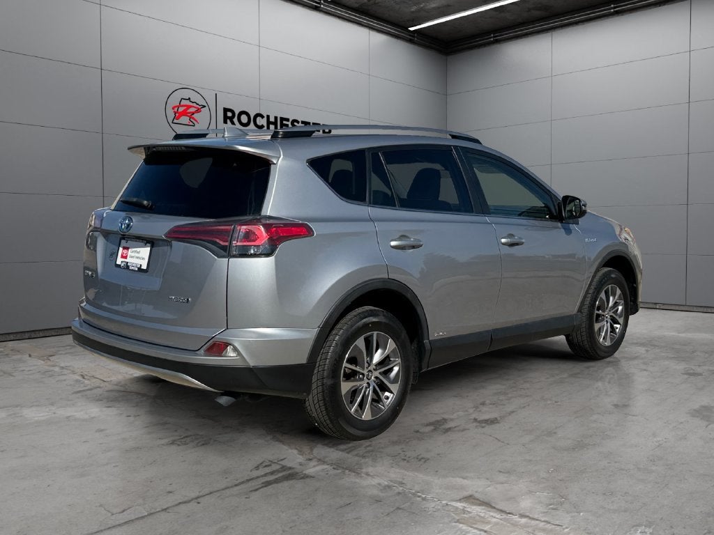 2018 Toyota RAV4 Hybrid LE AWD