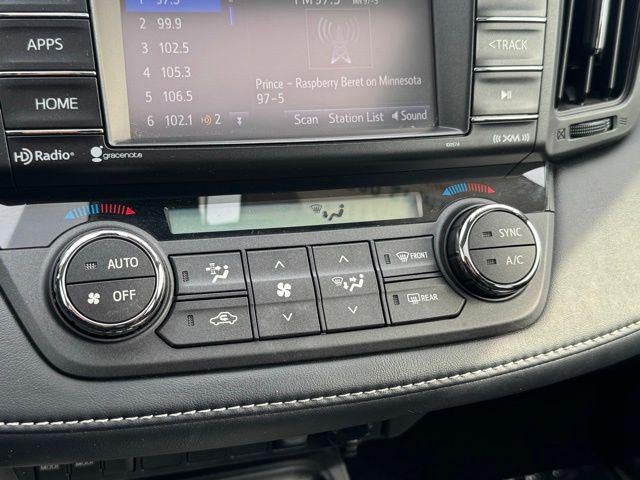 2017 Toyota RAV4 Hybrid XLE AWD