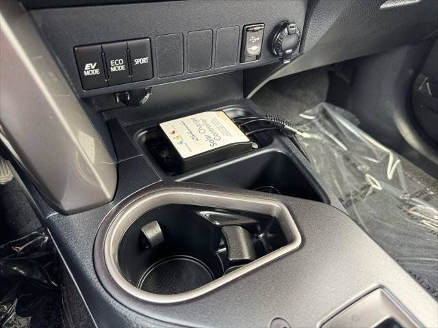2018 Toyota RAV4 Hybrid LE AWD