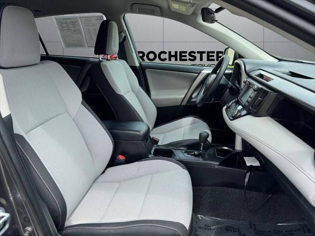 2018 Toyota RAV4 Hybrid LE AWD