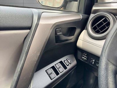 2018 Toyota RAV4 Hybrid LE AWD