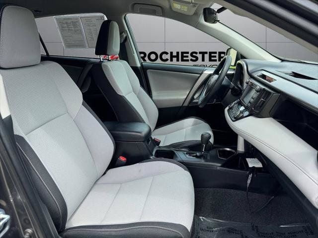 2018 Toyota RAV4 Hybrid LE AWD