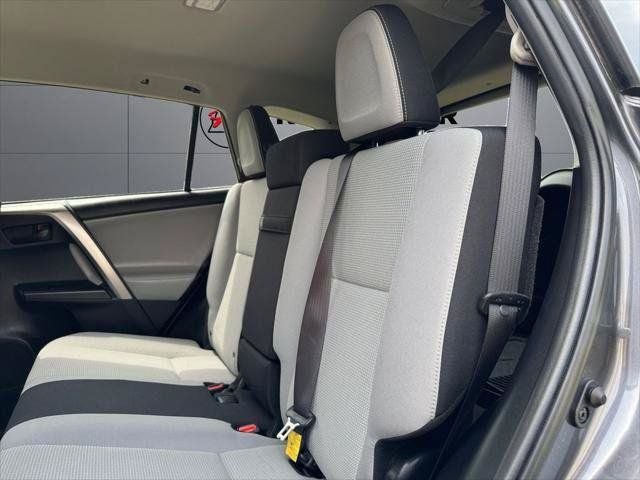 2018 Toyota RAV4 Hybrid LE AWD