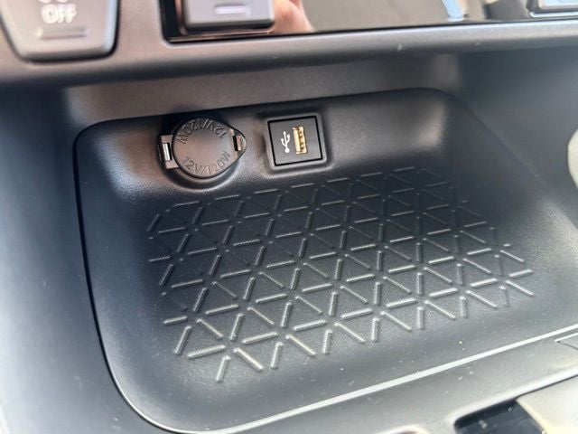 2025 Toyota RAV4 Hybrid XLE AWD