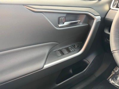 2025 Toyota RAV4 Hybrid XLE AWD