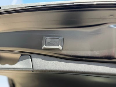 2025 Toyota RAV4 Hybrid XLE AWD