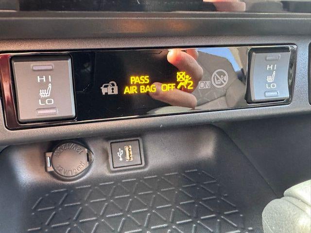 2025 Toyota RAV4 Hybrid XLE AWD