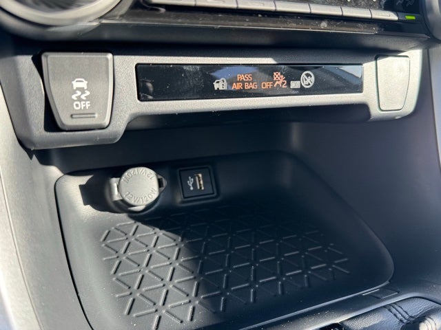 2025 Toyota RAV4 Hybrid XLE AWD