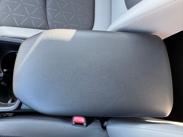 2025 Toyota RAV4 Hybrid XLE AWD