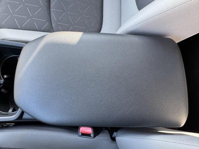 2025 Toyota RAV4 Hybrid XLE AWD