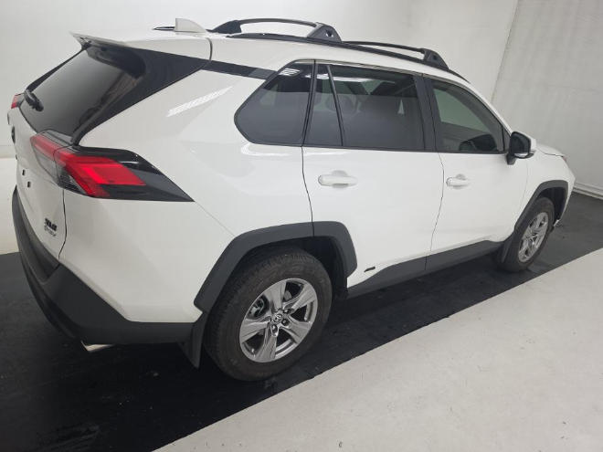 2025 Toyota RAV4 Hybrid XLE AWD