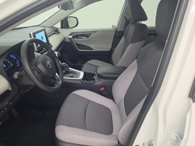 2025 Toyota RAV4 Hybrid XLE AWD