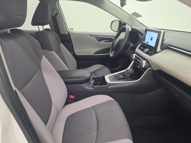 2025 Toyota RAV4 Hybrid XLE AWD