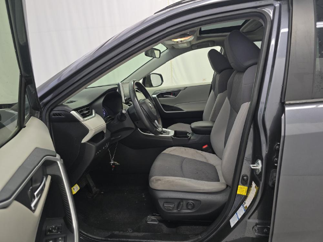 2021 Toyota RAV4 Hybrid XLE AWD