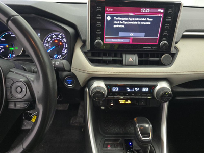2021 Toyota RAV4 Hybrid XLE AWD