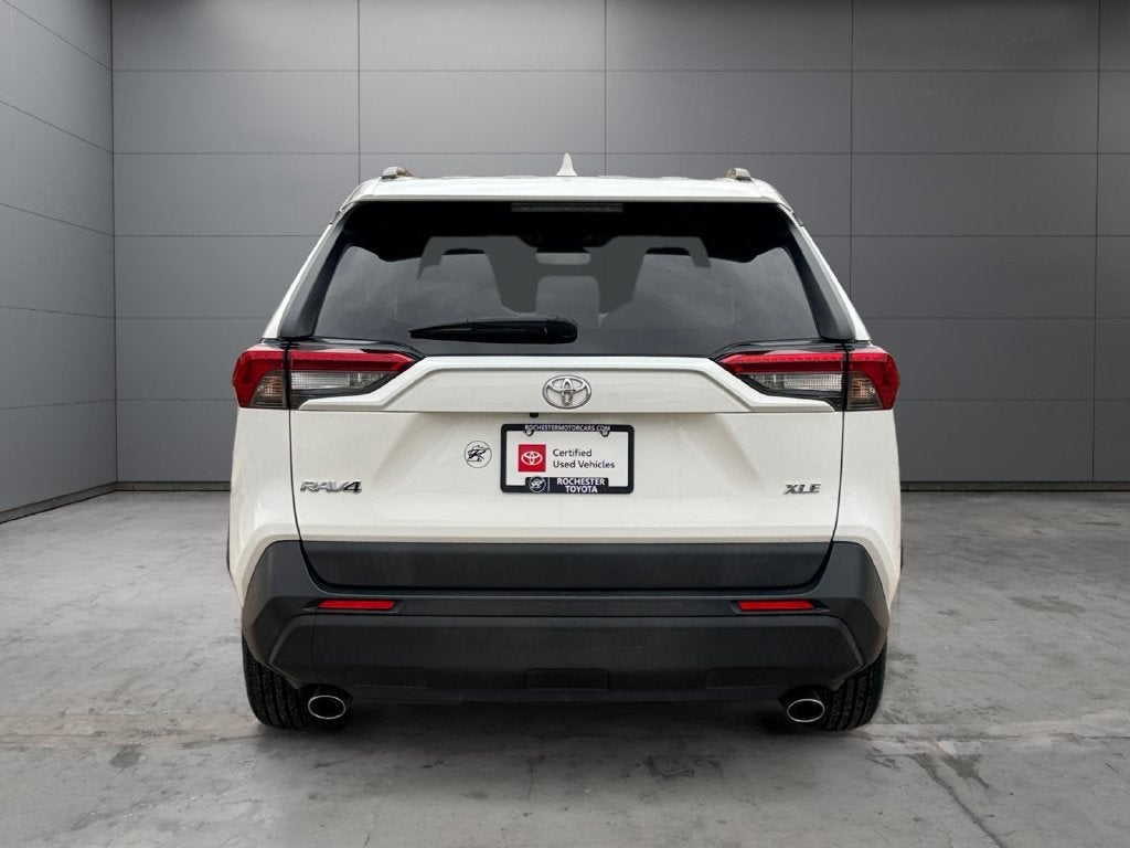2019 Toyota RAV4 XLE FWD