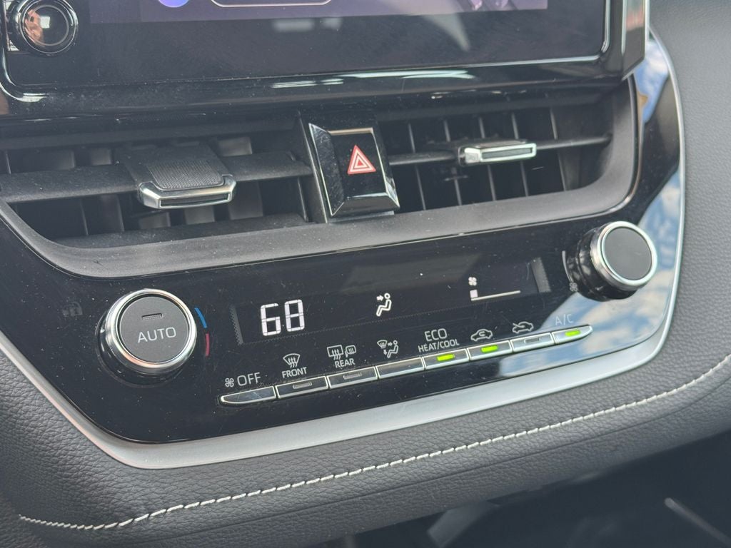 2023 Toyota Corolla Hatchback SE FWD