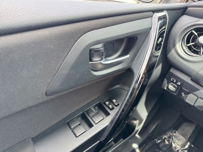 2018 Toyota Corolla iM Base FWD