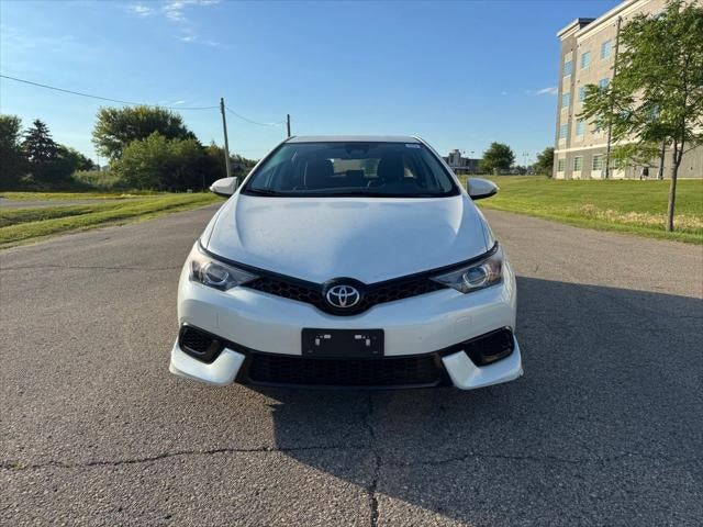 2018 Toyota Corolla iM Base FWD