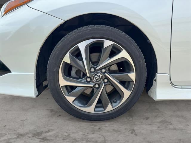 2018 Toyota Corolla iM Base FWD