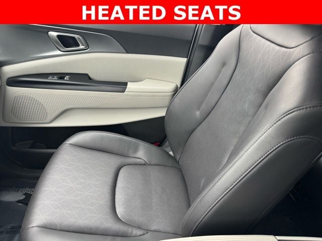 2024 Kia Carnival LX FWD