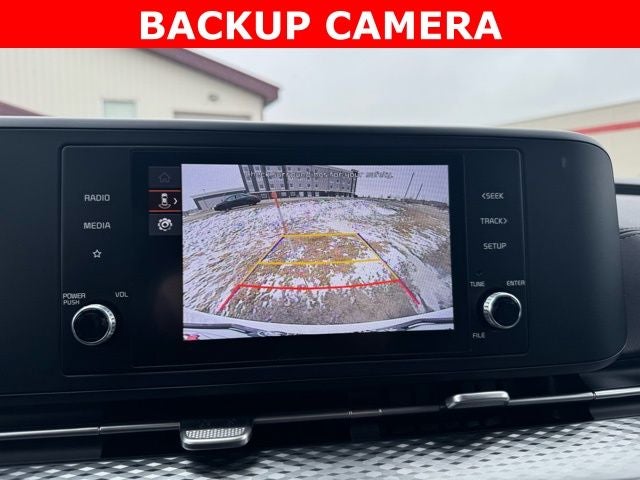 2024 Kia Carnival LX FWD