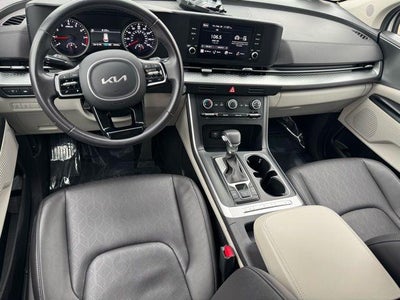 2024 Kia Carnival LX FWD