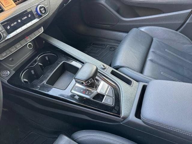 2022 Audi A4 45 S line Premium Plus quattro