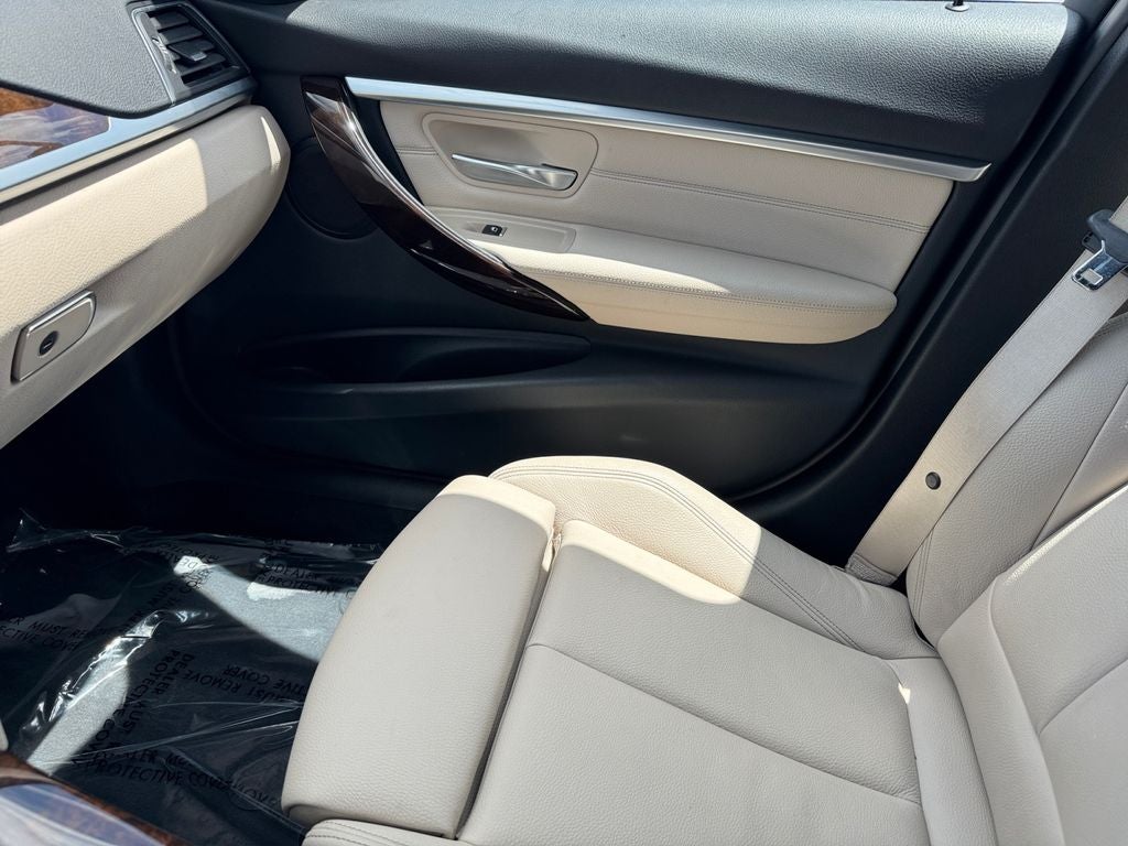 2017 BMW 3 Series 330i xDrive AWD