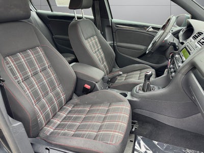 2013 Volkswagen GTI Base FWD