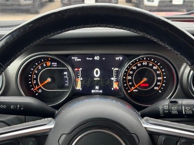 2018 Jeep Wrangler Unlimited Sahara Lifted w/ Heated Steering Wheel + 3 Piece Hard Top