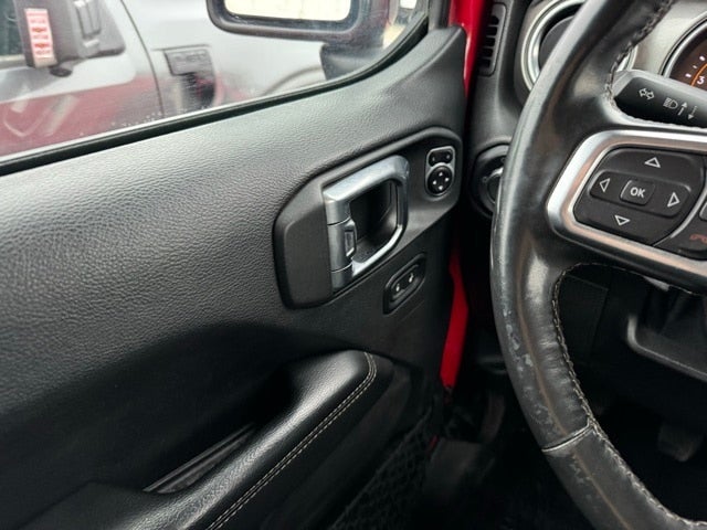 2018 Jeep Wrangler Unlimited Sahara Lifted w/ Heated Steering Wheel + 3 Piece Hard Top