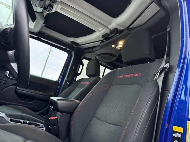 2020 Jeep Wrangler Unlimited Rubicon w/ Heated Steering Wheel + Navigation