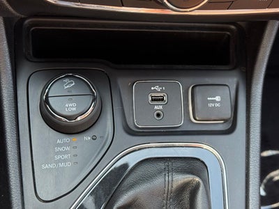 2020 Jeep Cherokee Overland