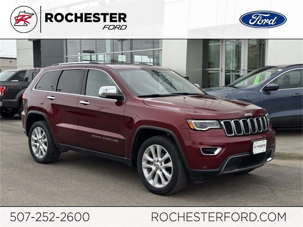 2017 Jeep Grand Cherokee Limited w/ Panoramic Sunroof + Trailer Tow Package