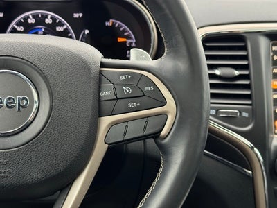 2017 Jeep Grand Cherokee Limited w/ Panoramic Sunroof + Trailer Tow Package