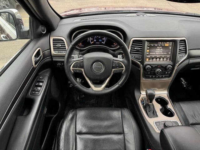 2017 Jeep Grand Cherokee Limited w/ Panoramic Sunroof + Trailer Tow Package