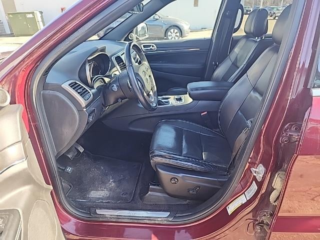 2017 Jeep Grand Cherokee Limited w/ Panoramic Sunroof + Trailer Tow Package