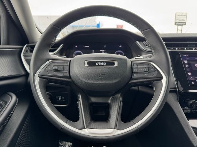 2023 Jeep Grand Cherokee Laredo
