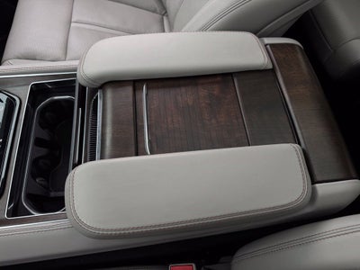 2023 Jeep Grand Wagoneer Base