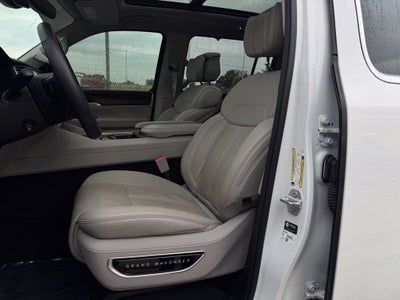 2023 Jeep Grand Wagoneer Base