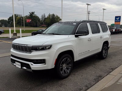 2023 Jeep Grand Wagoneer Base