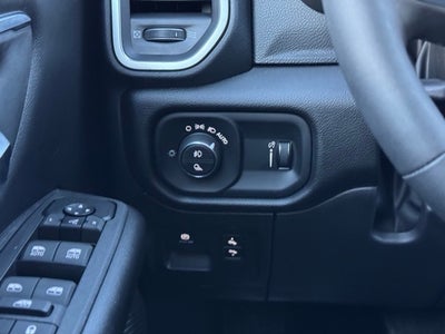 2025 RAM 1500 Big Horn/Lone Star w/ Heated Steering Wheel + Remote Start