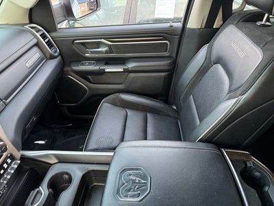 2022 RAM 1500 Laramie w/ Blindspot Detection + Heated Steering Wheel