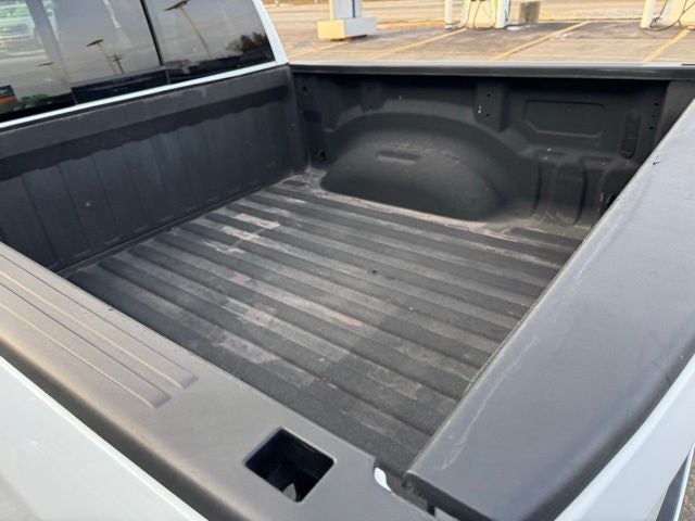 2022 RAM 1500 Laramie w/ Blindspot Detection + Heated Steering Wheel