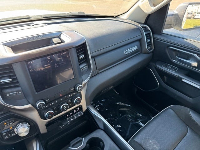 2022 RAM 1500 Laramie w/ Blindspot Detection + Heated Steering Wheel