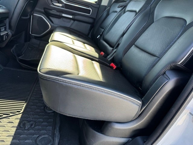 2022 RAM 1500 Laramie w/ Blindspot Detection + Heated Steering Wheel